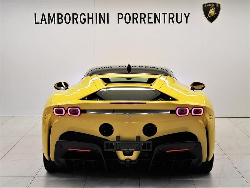 Gebraucht Ferrari SF90 1000 PS (735 kW) 2023 Gelb Coupé