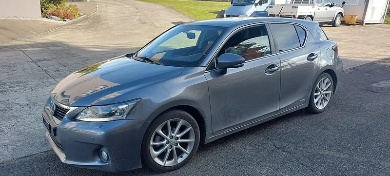 Gebraucht 2011 Lexus CT200h Sport Line | CHF 6’590 (Fairer Preis) - Bild 1/4