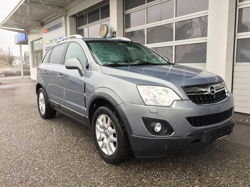 Gebraucht Opel Antara Enjoy 163 PS (119 kW) 2012 SUV