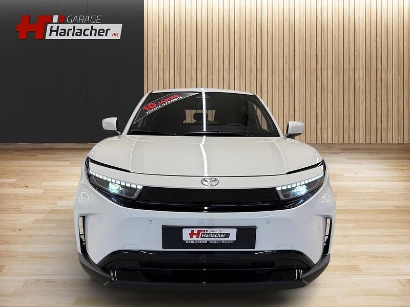 Neu Toyota Urban Cruiser Comfort 105 kW (144 PS) 2025 Weiss SUV