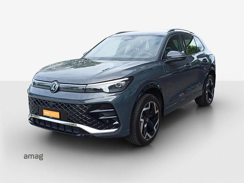 Delfingrau metallic Gebraucht 2024 VW Tiguan R-line SUV | CHF 48’490 (Etwas zu teuer) - Bild 1/4