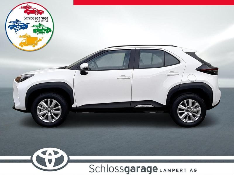 Neu Toyota Yaris Cross Comfort 131 PS (96 kW) 2025 SUV