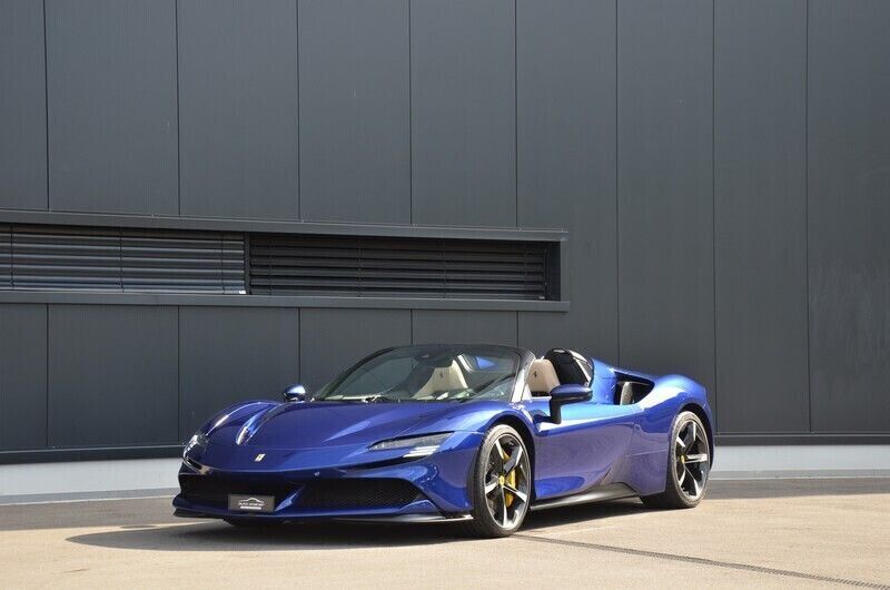 Gebraucht 2023 Ferrari SF90 | CHF 409’900 - Bild 1/4