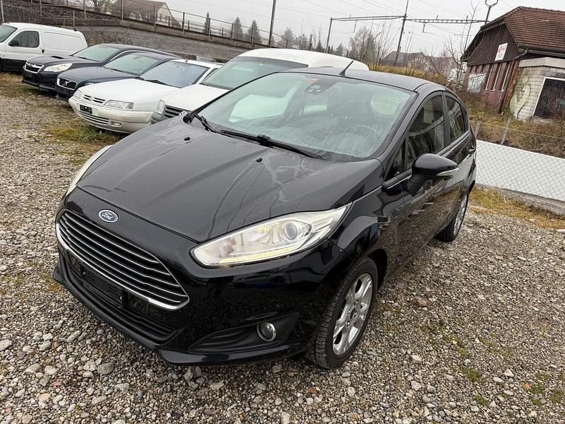 Gebraucht Ford Fiesta Trend 100 PS (73 kW) 2015