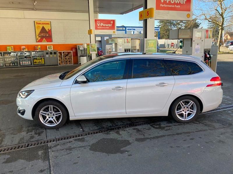 Gebraucht Peugeot 308 SW S 130 PS (95 kW) 2015 Kombi