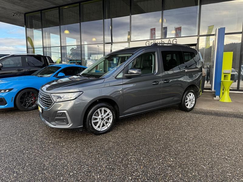 Gebraucht Ford Tourneo Connect Titanium 114 PS (83 kW) 2022 Van / Kleinbus