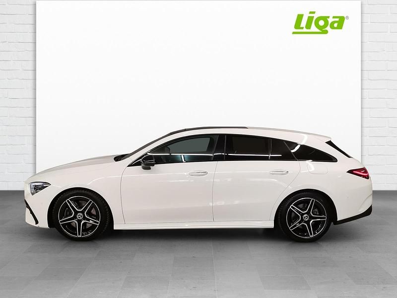 Gebraucht Mercedes CLA250e AMG line 238 PS (175 kW) 2024 Limousine