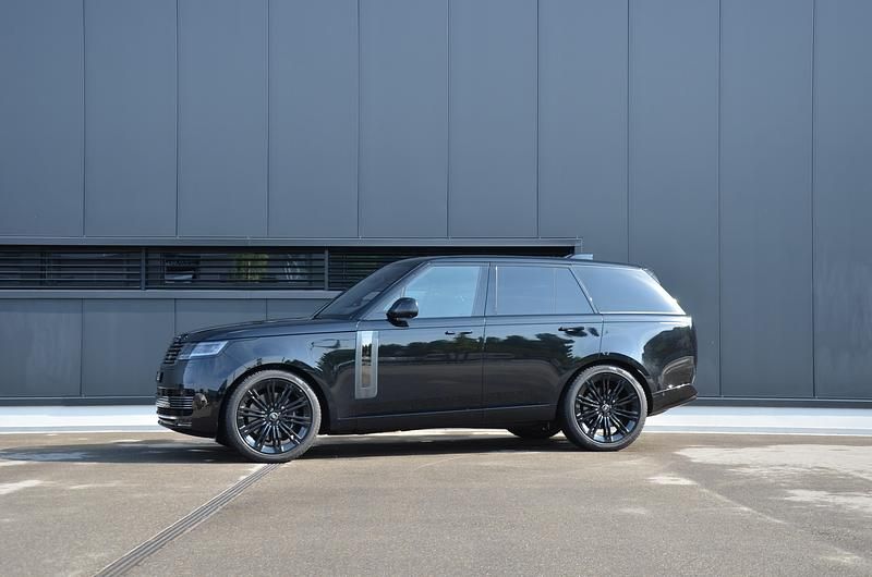 Gebraucht Land Rover Range Rover 530 PS (389 kW) 2023 SUV