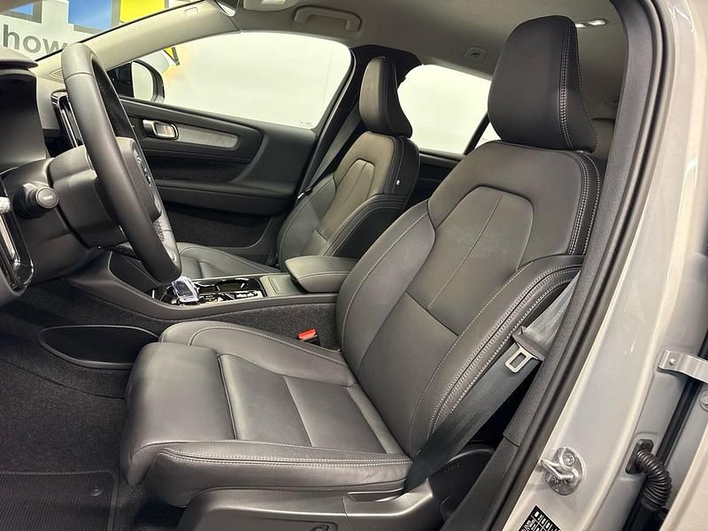 Gebraucht Volvo XC40 Plus 197 PS (144 kW) 2024 SUV