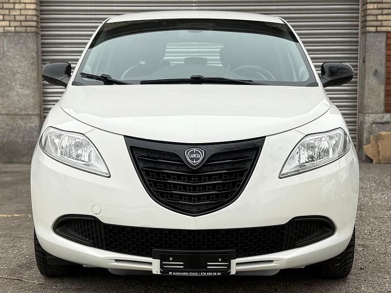 Gebraucht Lancia Ypsilon 69 PS (50 kW) 2014 Kleinwagen