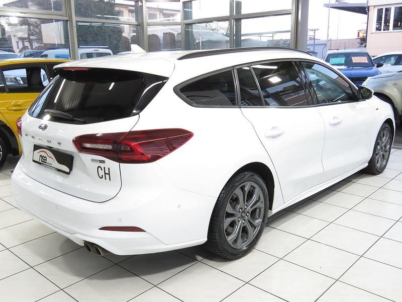 Gebraucht Ford Focus ST-Line 155 PS (114 kW) 2023 Kombi