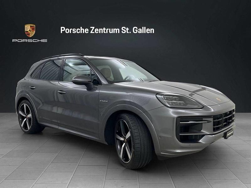 Neu Porsche Cayenne 470 PS (345 kW) 2025 SUV