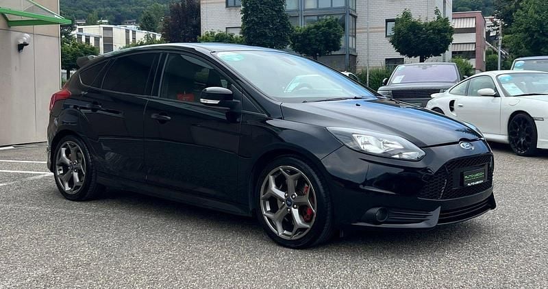 Gebraucht Ford Focus ST 250 PS (183 kW) 2014 Limousine