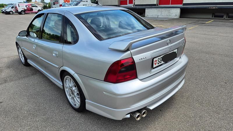 Gebraucht Opel Vectra 195 PS (143 kW) 1999