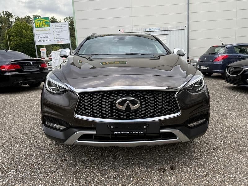 Gebraucht Infiniti QX30 Premium 170 PS (125 kW) 2016