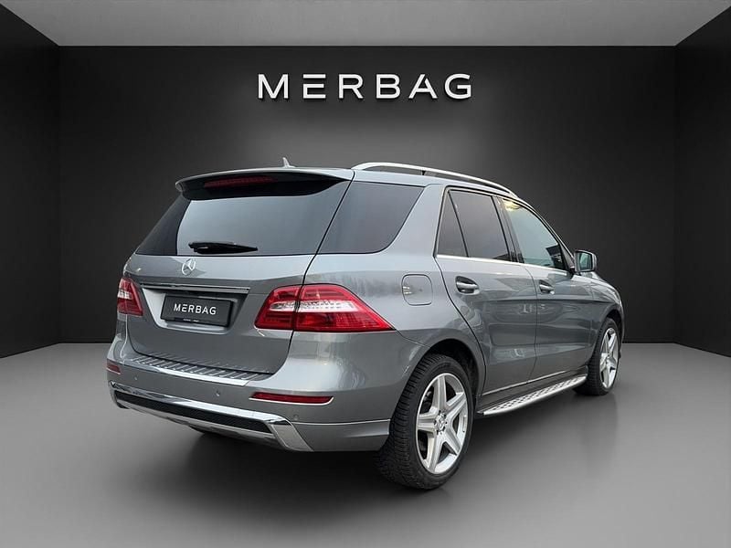 Gebraucht Mercedes ML350 Executive 258 PS (189 kW) 2012 Grau SUV
