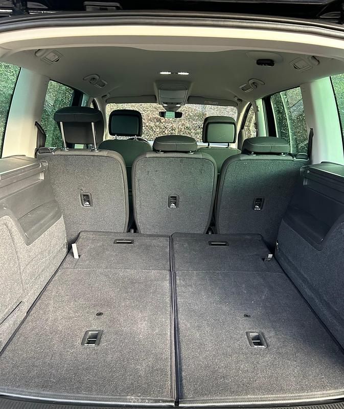 Gebraucht VW Sharan Comfortline 150 PS (110 kW) 2021 Van / Kleinbus