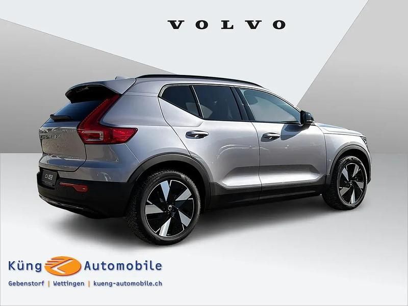 Neu Volvo EX40 Plus 185 kW (252 PS) 2026 Silber SUV