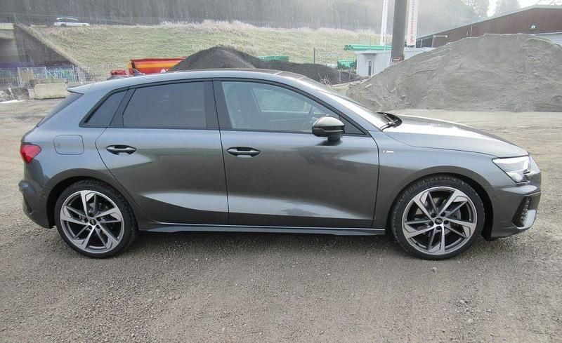 Gebraucht Audi A3 S-Line 190 PS (139 kW) 2023 Limousine