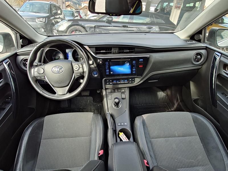 Gebraucht Toyota Auris Hybrid Luna 136 PS (100 kW) 2015