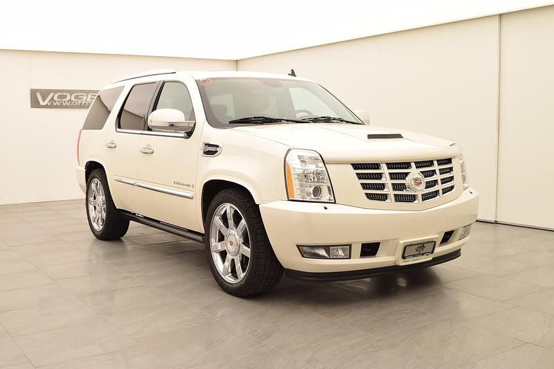 Gebraucht Cadillac Escalade 374 PS (275 kW) 2009 Weiss SUV