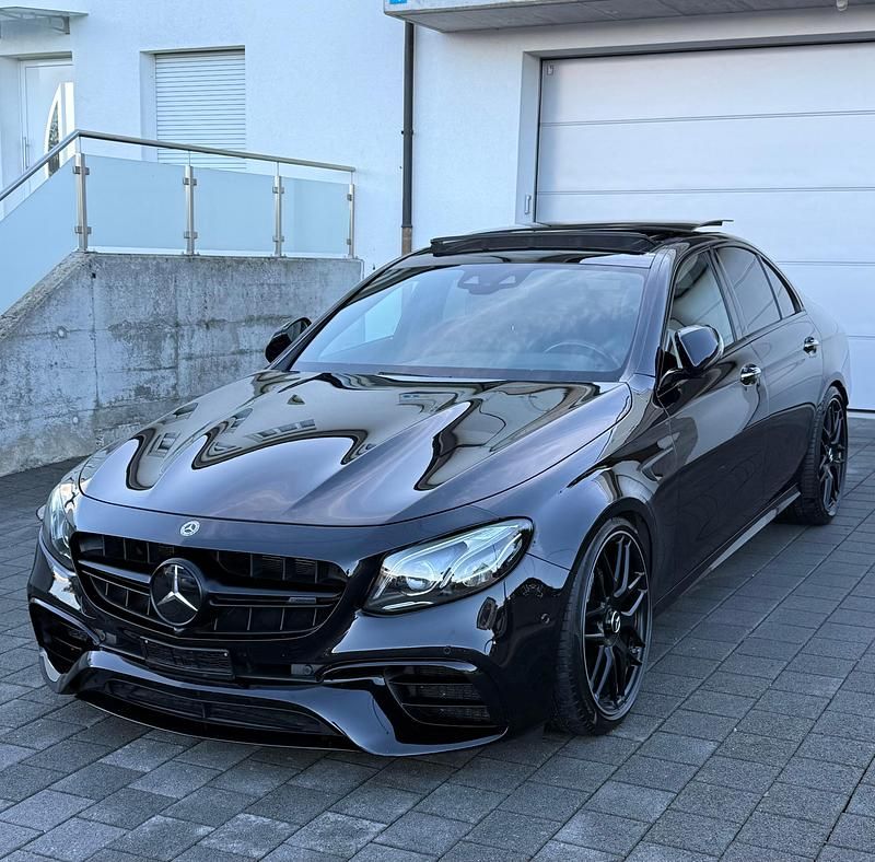 Gebraucht 2018 Mercedes E63 AMG AMG | CHF 66’999 (Teuer) - Bild 1/4