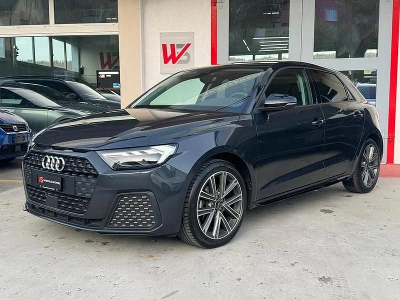 Gray Gebraucht 2025 Audi A1 Sportback Advanced Kleinwagen | CHF 24’850 - Bild 1/4