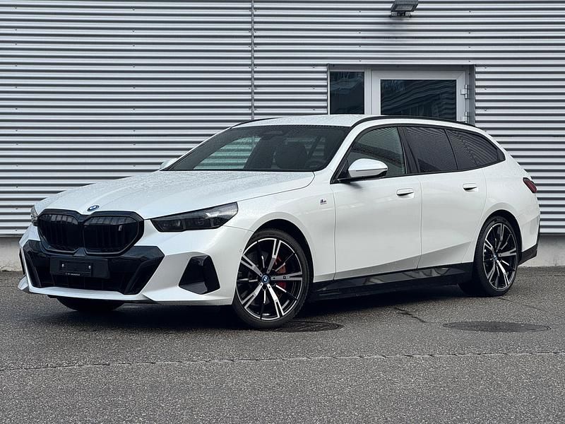 Gebraucht 2024 BMW i5 M Sport Kombi | CHF 64’500 - Bild 1/4