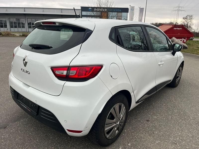 Gebraucht Renault Clio IV Business 90 PS (66 kW) 2018