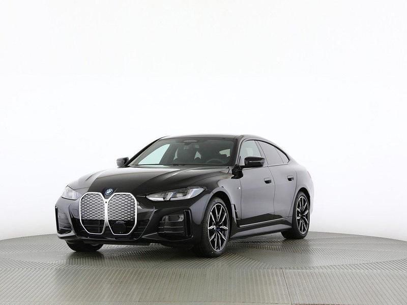 Schwarz metallic mét. Neu 2025 BMW i4 Comfort Edition Limousine | CHF 75’900 (Superpreis) - Bild 1/4