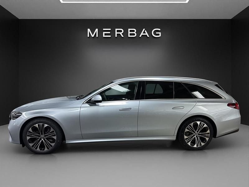 Gebraucht Mercedes E200 204 PS (150 kW) 2024 Silber Kombi