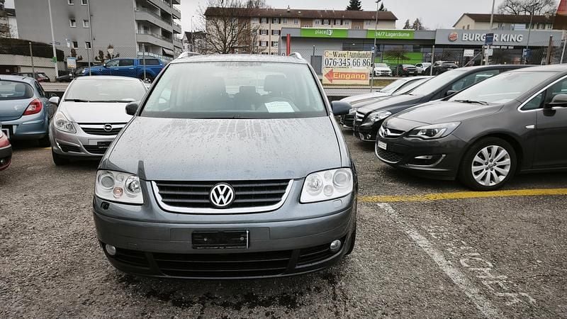 Gebraucht 2005 VW Touran Highline Van / Kleinbus | CHF 2’299 (Guter Preis) - Bild 1/4