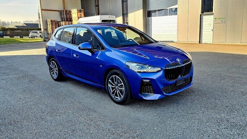 Gebraucht BMW 220 Active Tourer M Sport 170 PS (125 kW) 2023 Van / Kleinbus