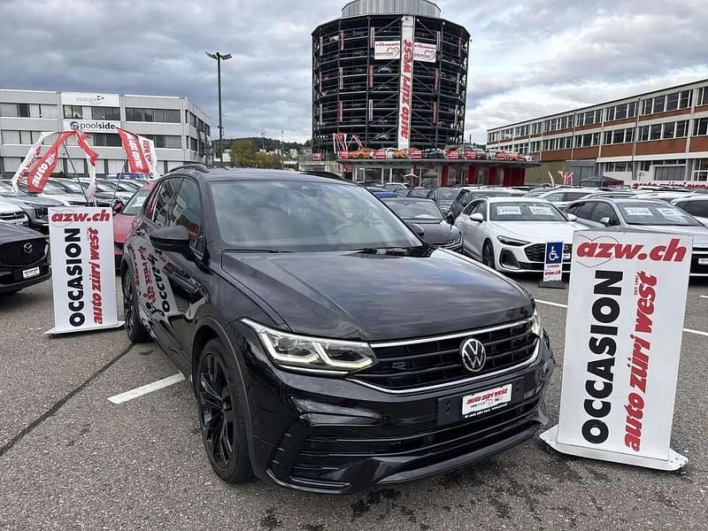 Schwarz Gebraucht 2025 VW Tiguan R-line SUV | CHF 27’940 (Superpreis) - Bild 1/4