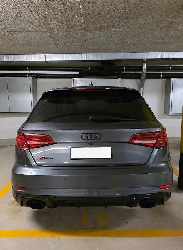 Gebraucht Audi RS3 Comfort 400 PS (294 kW) 2017 Limousine