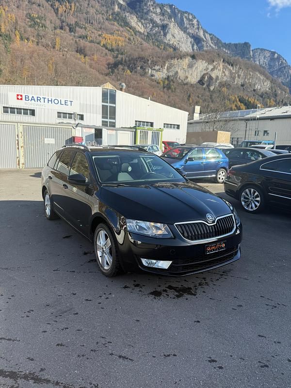 Gebraucht Skoda Octavia Ambition 150 PS (110 kW) 2014 Kleinwagen