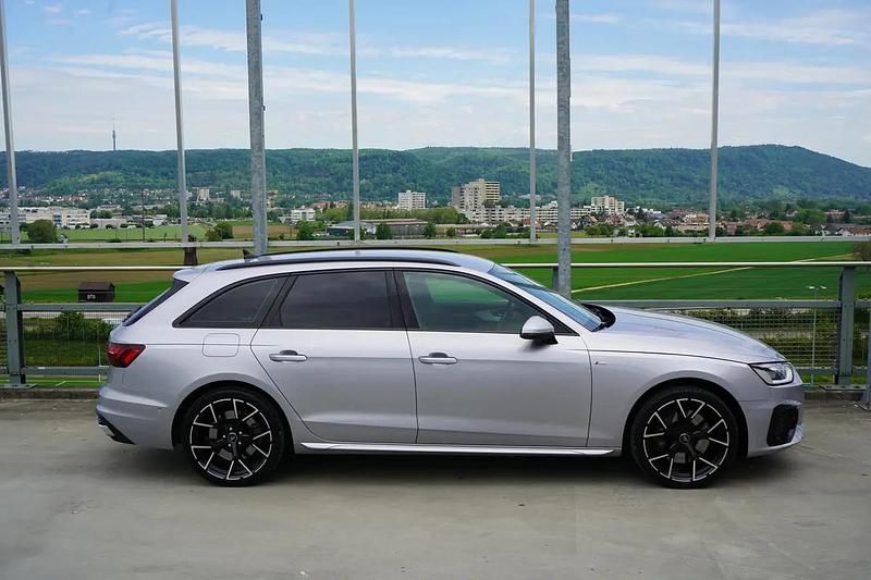 Gebraucht Audi A4 S-line plus 286 PS (210 kW) 2026 Silber Kombi