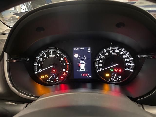 Neu Suzuki Vitara 129 PS (94 kW) 2025 Silber SUV