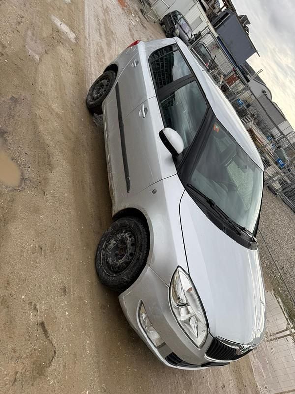 Gebraucht Skoda Fabia Ambition 105 PS (77 kW) 2012