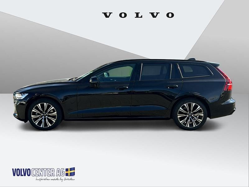 Gebraucht Volvo V60 Ultra 197 PS (144 kW) 2024 Schwarz Kombi