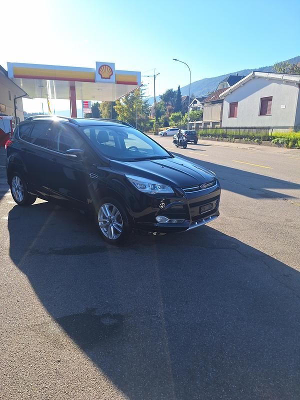 Gebraucht Ford Kuga Titanium 180 PS (132 kW) 2016 SUV