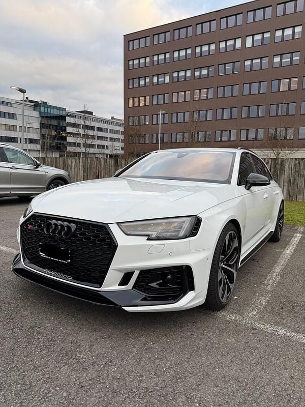 Gebraucht 2019 Audi RS4 Kombi | CHF 63’000 (Teuer) - Bild 1/4
