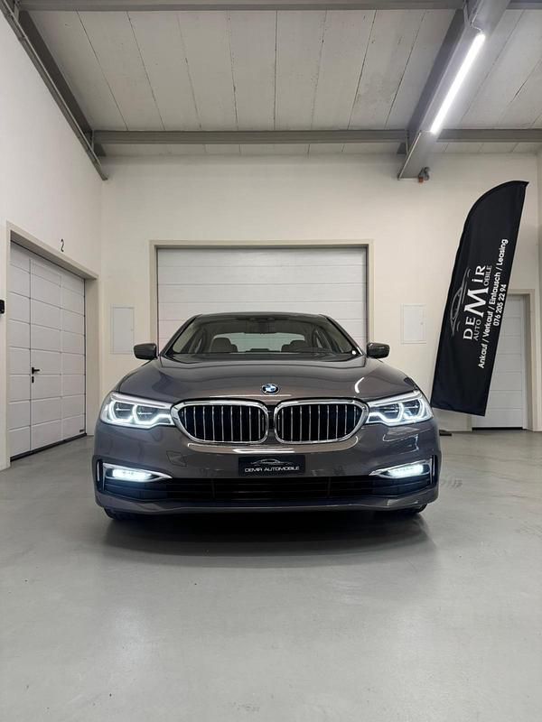 Gebraucht BMW 530 Luxury Line 252 PS (185 kW) 2017