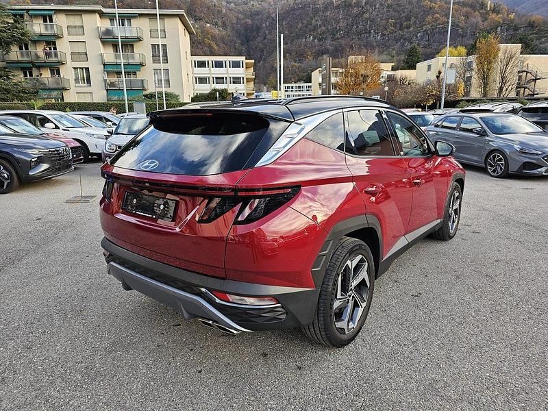 Gebraucht Hyundai Tucson 180 PS (132 kW) 2021 Rot SUV