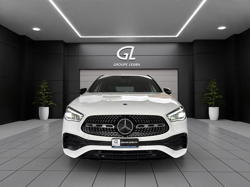 Gebraucht Mercedes GLA200 AMG line 163 PS (119 kW) 2022 SUV