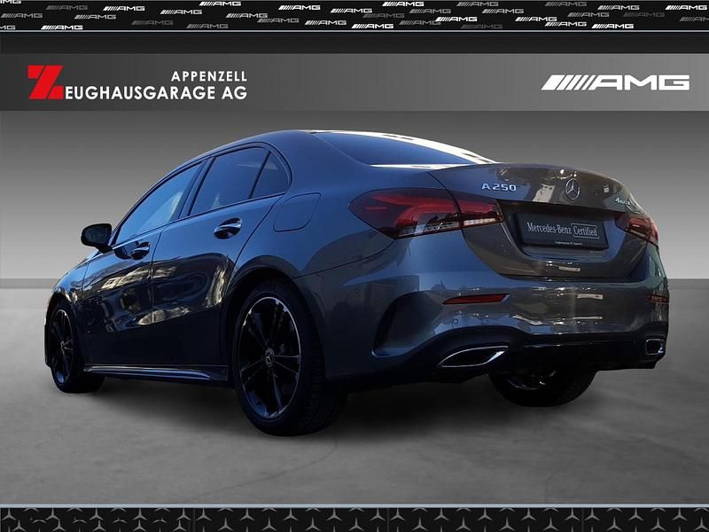 Gebraucht Mercedes A250 224 PS (164 kW) 2019 Grau Limousine
