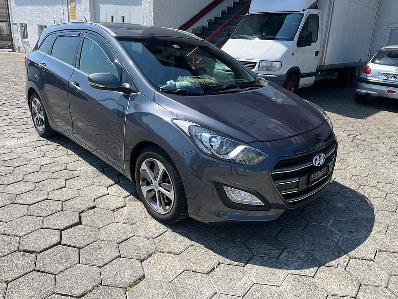 Gebraucht 2016 Hyundai i30 GO! Kombi | CHF 13’999 (Teuer) - Bild 1/4