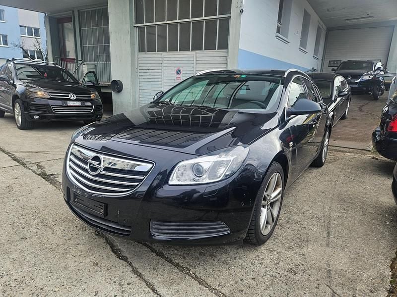 Gebraucht Opel Insignia Edition 160 PS (117 kW) 2013 Kombi