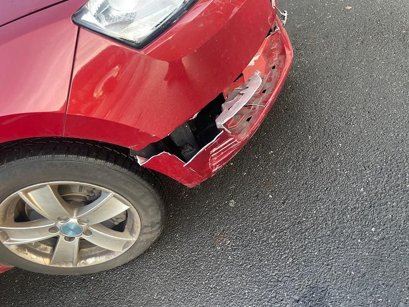 Gebraucht Skoda Rapid Ambition 105 PS (77 kW) 2014 Kleinwagen