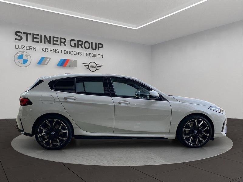 Neu BMW 123 M Sport 204 PS (150 kW) 2026 Weiss Kleinwagen
